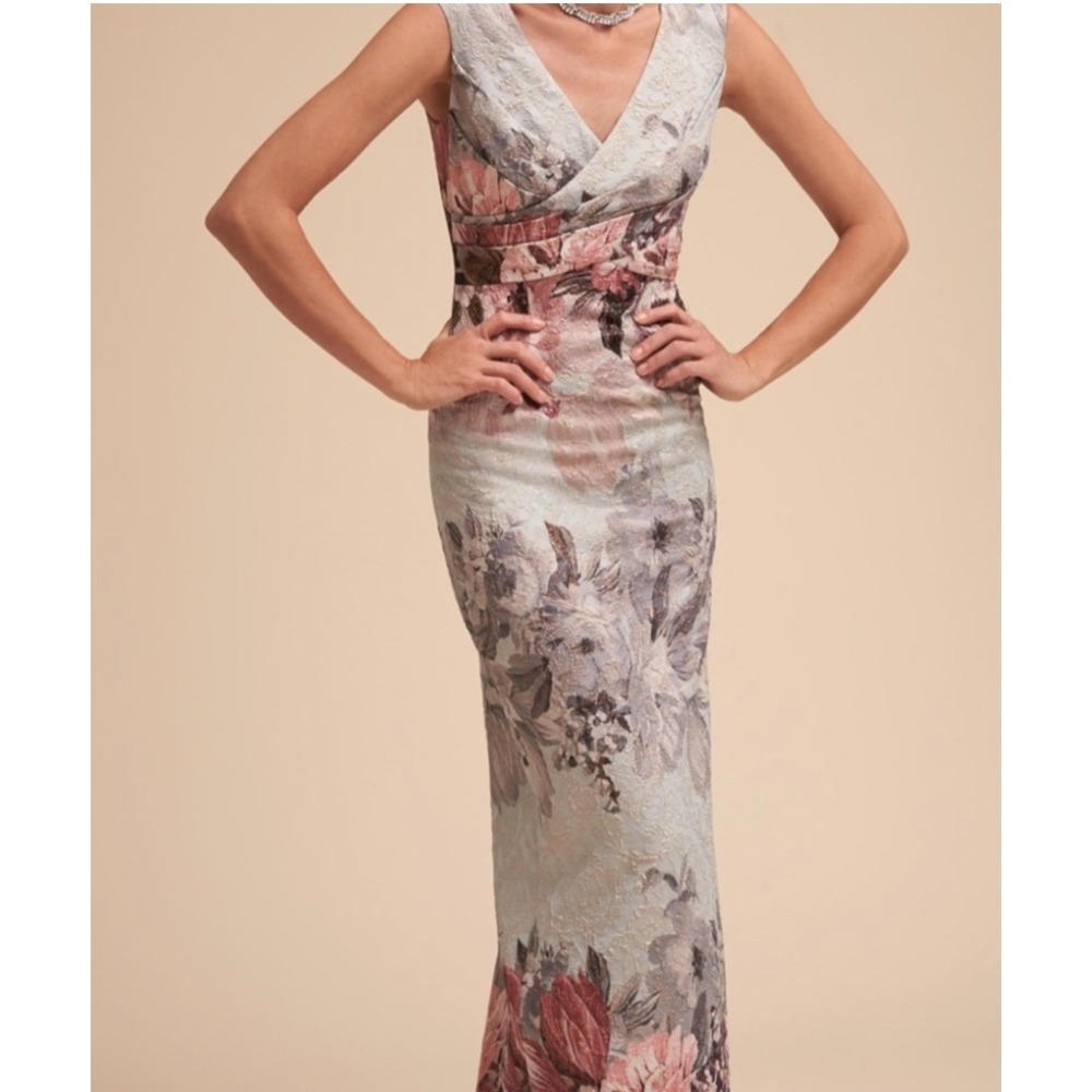 Adrianna Papell Floral Jacquard Gown Womens 4 Pink Metallic V-Neck Formal Dress